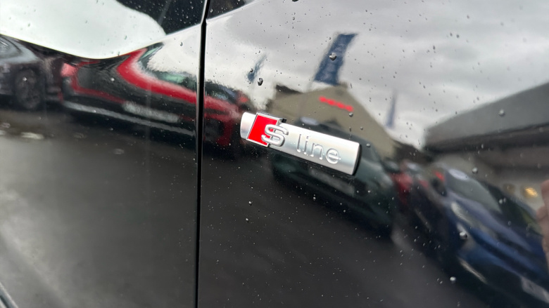 Audi Q2 35 TFSI S Line 5dr Petrol Estate